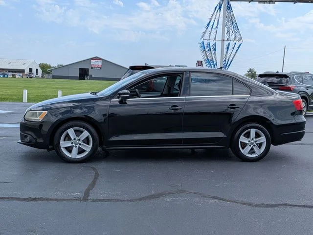 Used 2012 Black Volkswagen TDI image 4