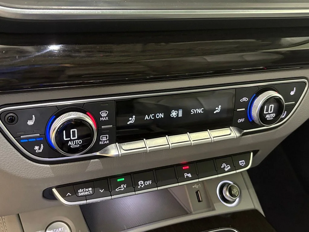 Used 2020 Black Audi 55 Premium image 25