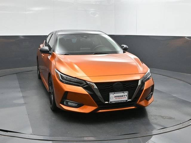 Used 2022 Orange Nissan SR image 17