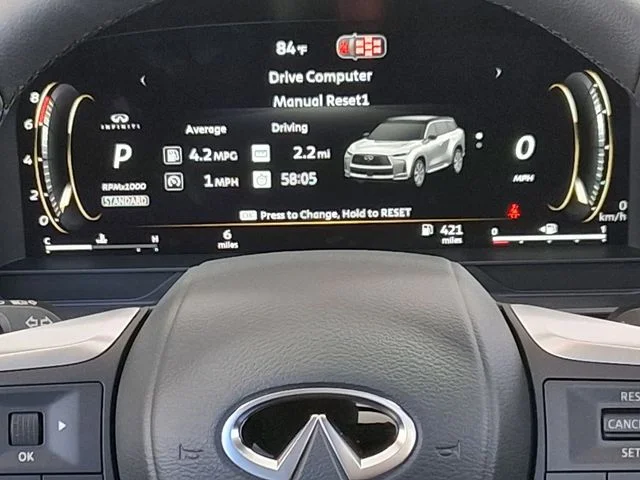 New 2027 RADIANT WHITE INFINITI Pure FWD image 13