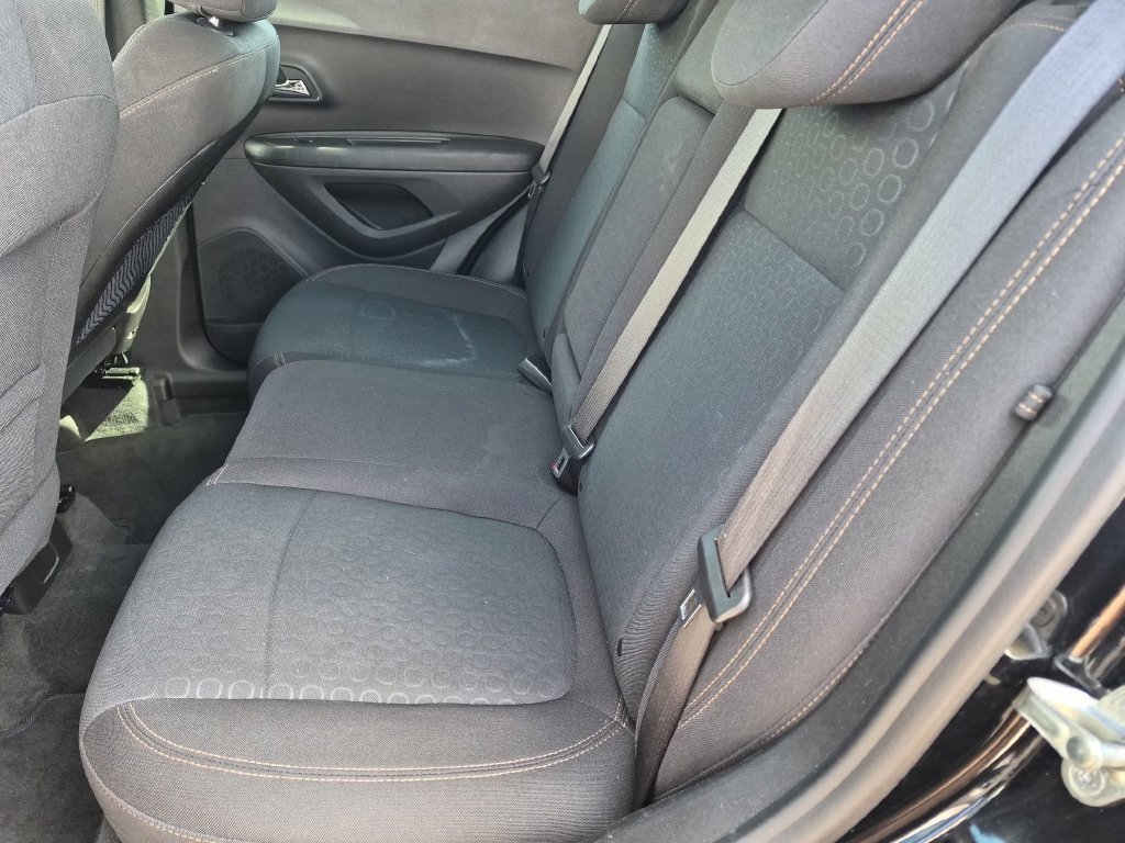 Used 2020 Black Chevrolet LS image 25