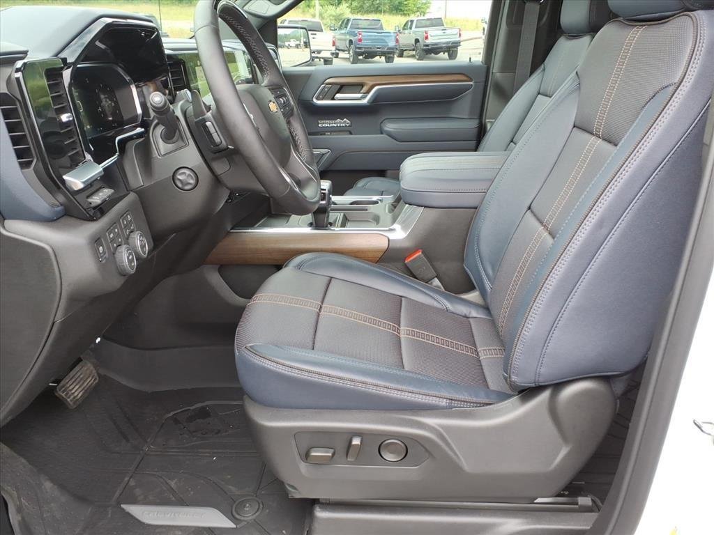 2026 Chevrolet Silverado 1500 High Country - Photo 7