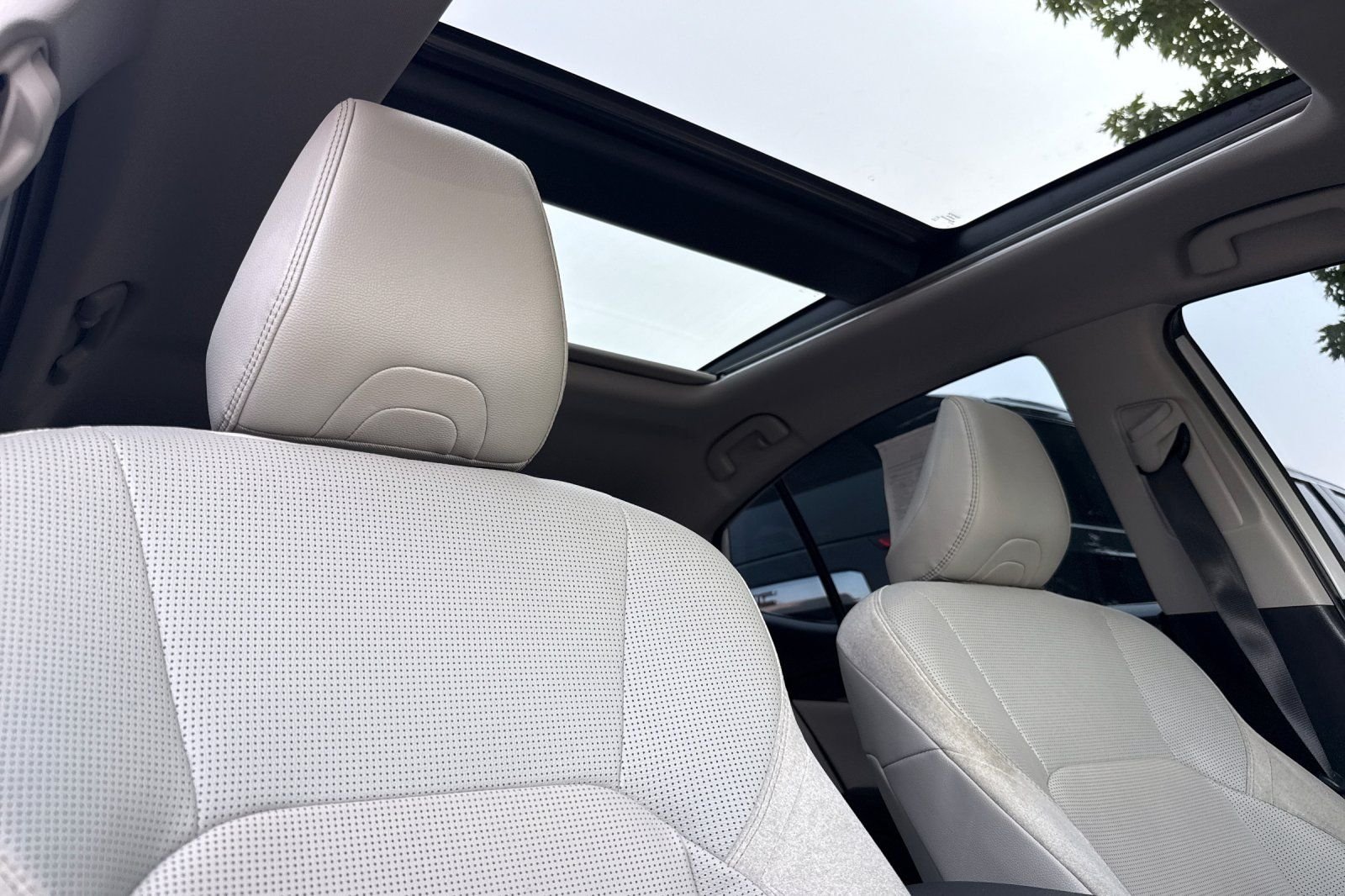 Used 2025 Beige Toyota XLE image 15
