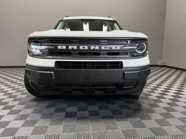 Certified Used 2023 Oxford White Ford Big Bend image 3