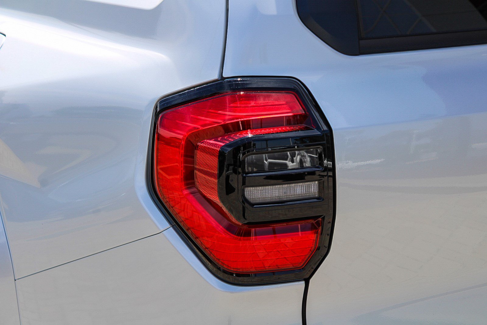 New 2026 Wind Chill Pearl <sup>1</sup> Toyota 4Runner Limited image 9