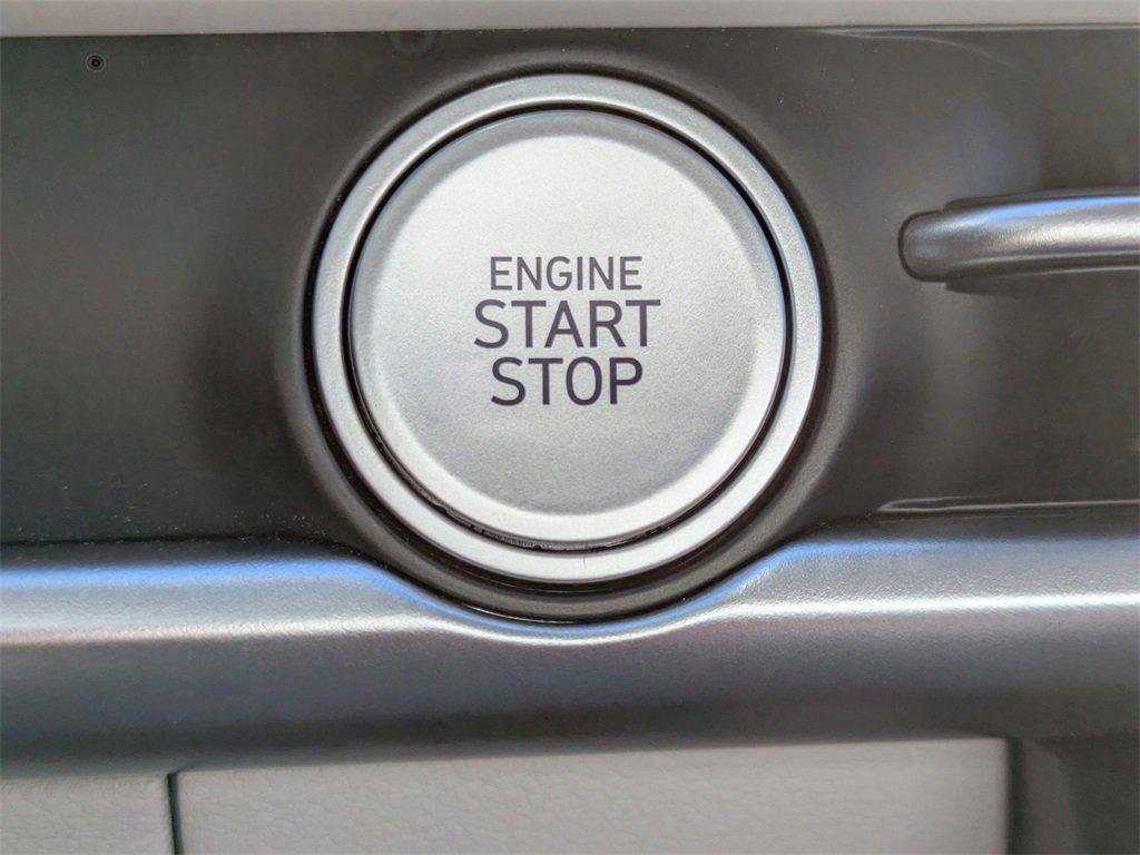 New 2026 White Hyundai SE FWD image 29