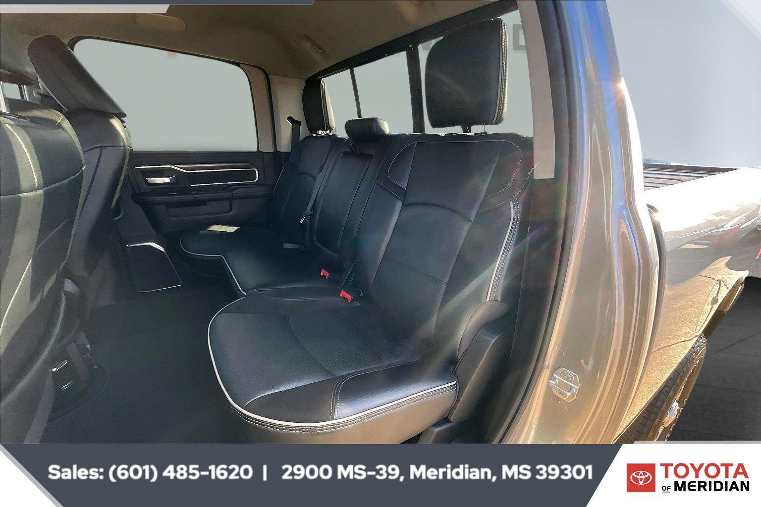 Used 2024 Billet Silver Metallic Clearcoat Ram Laramie image 19