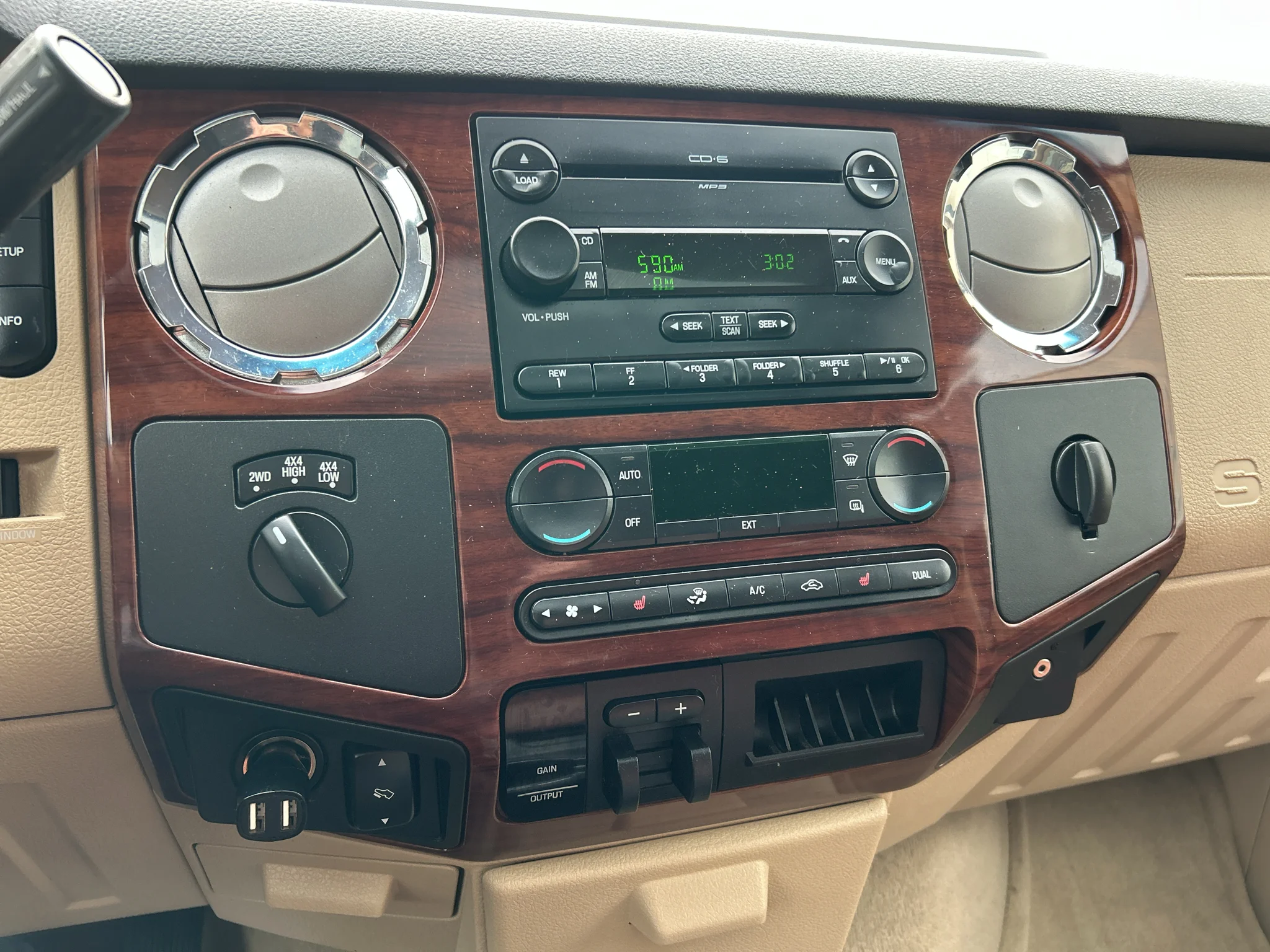 Used 2008 Dark Blue Pearl Clearcoat Metallic Ford King Ranch image 17