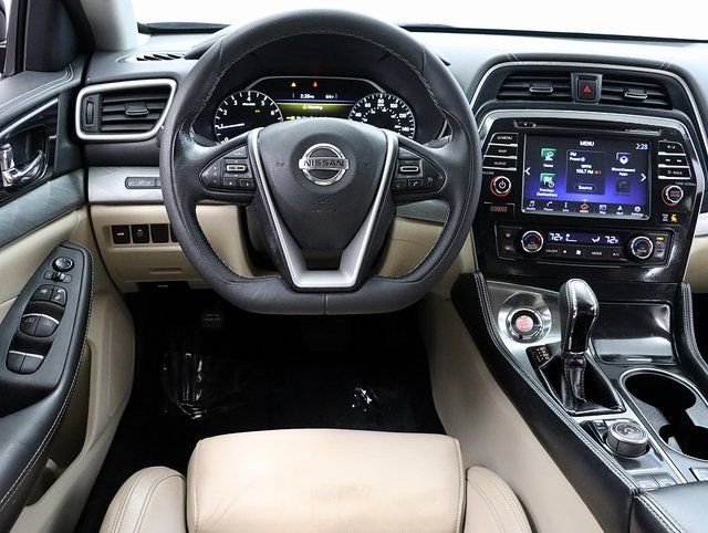 Used 2016 Forged Bronze Nissan 3.5 SV image 14