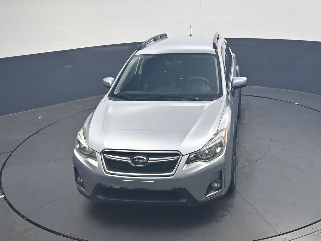 Used 2017 Ice Silver Metallic Subaru Premium image 19