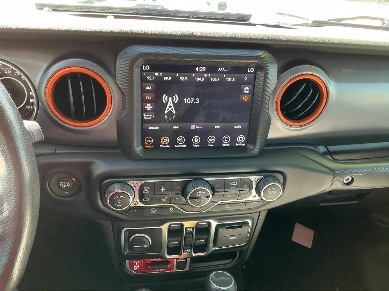 Used 2023 Black Clearcoat Jeep Mojave image 26