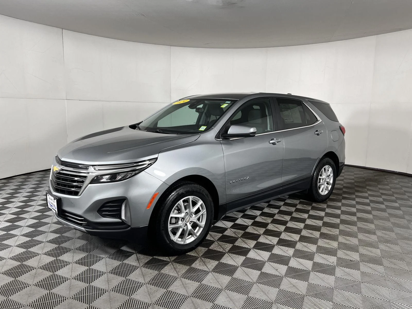 Used 2024 Sterling Gray Metallic Chevrolet LT image 16