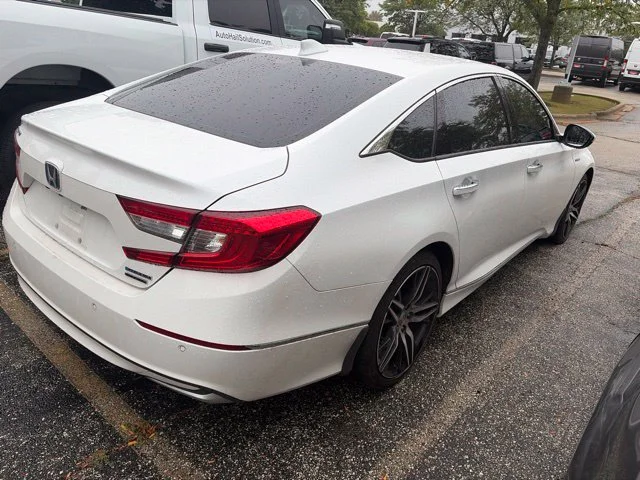 Used 2021 White Honda Touring image 6