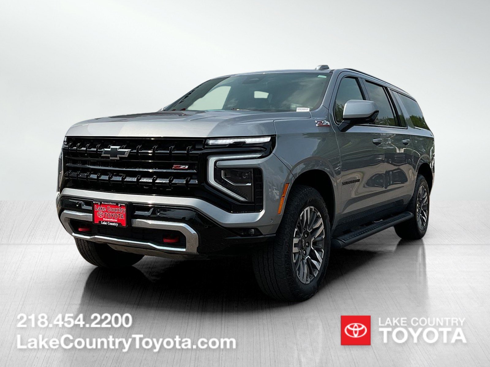 Used 2025 Gray Chevrolet Z71 image 1