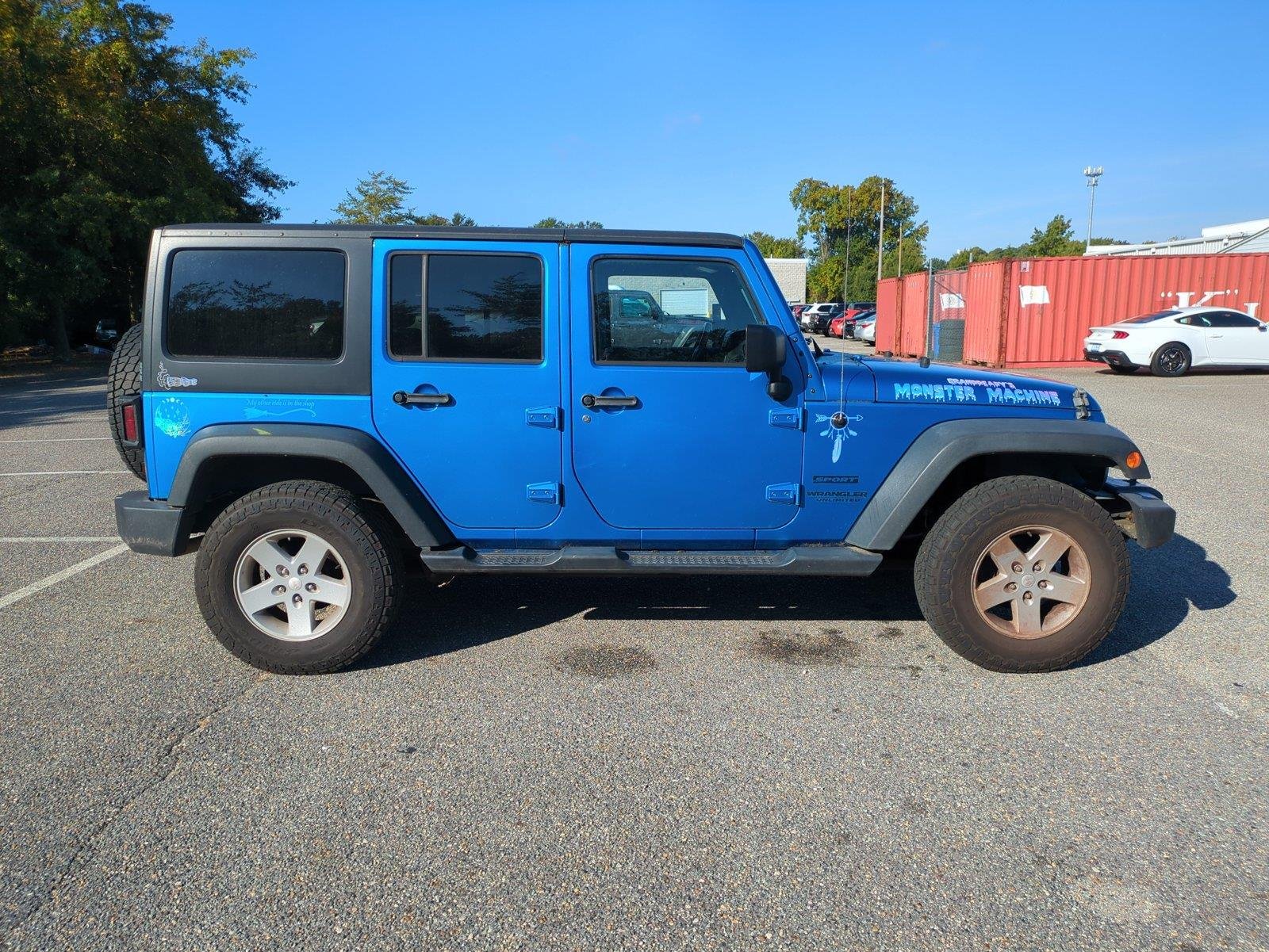 Used 2015 Hydro Blue Pearl Coat Jeep Sport image 2