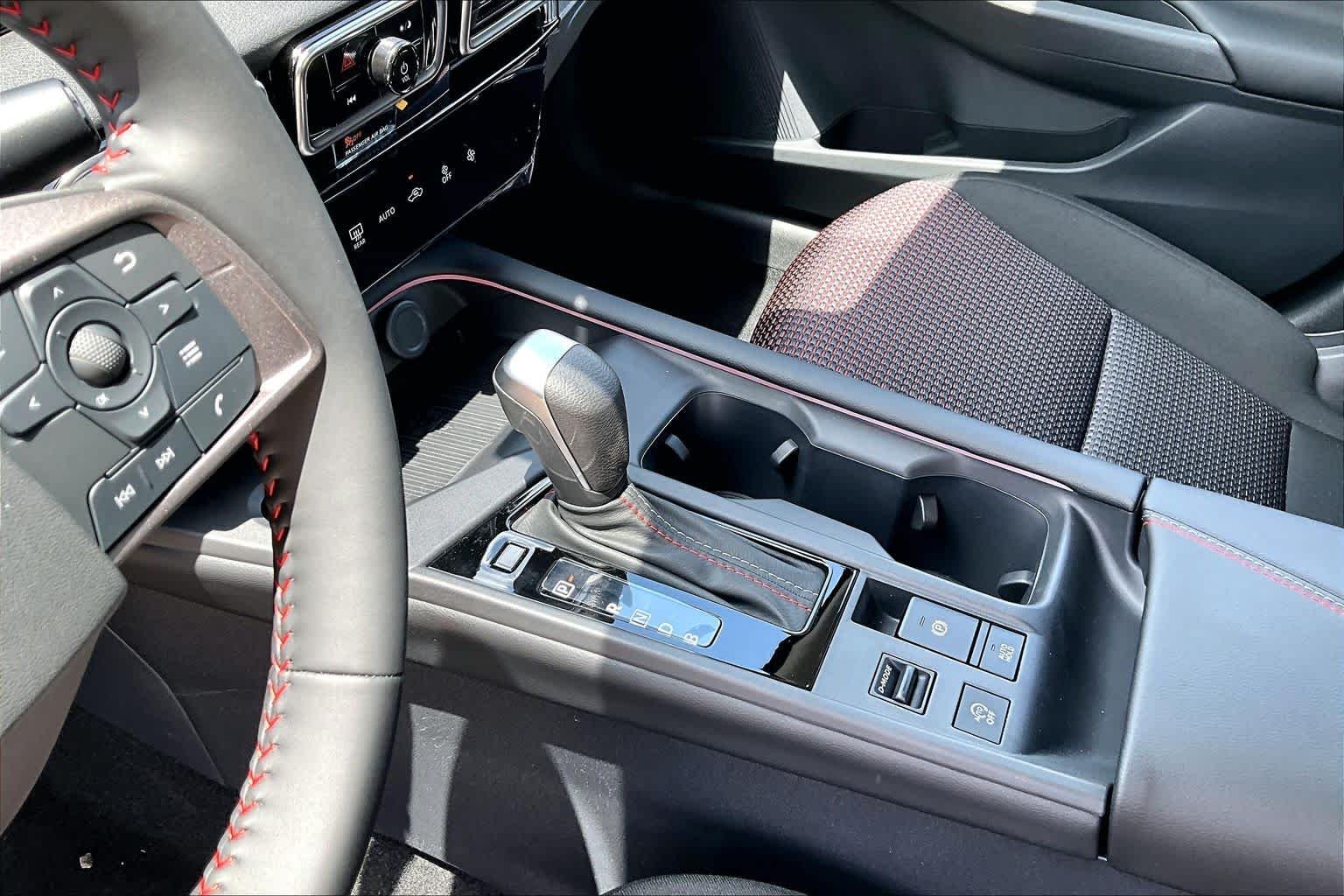 New 2026 Energetic Ember/Super Black Nissan SR image 11