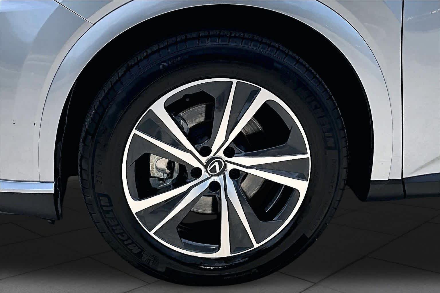 Used 2023 Iridium Lexus  image 11