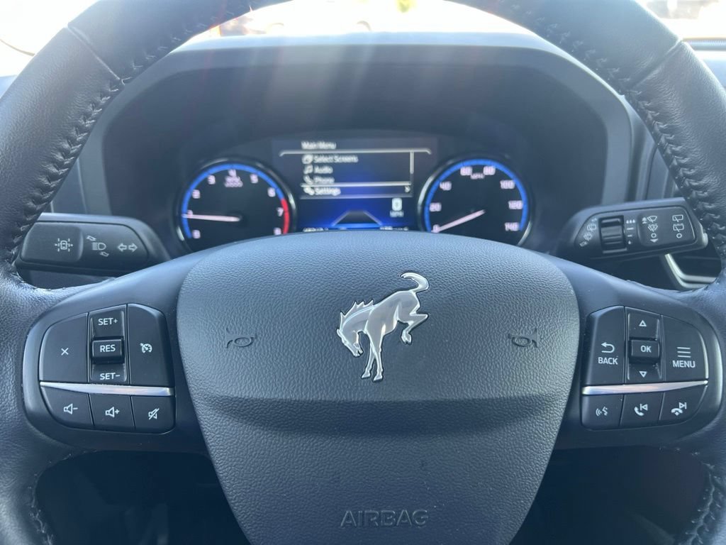 Used 2022 Silver Metallic Ford Outer Banks image 26