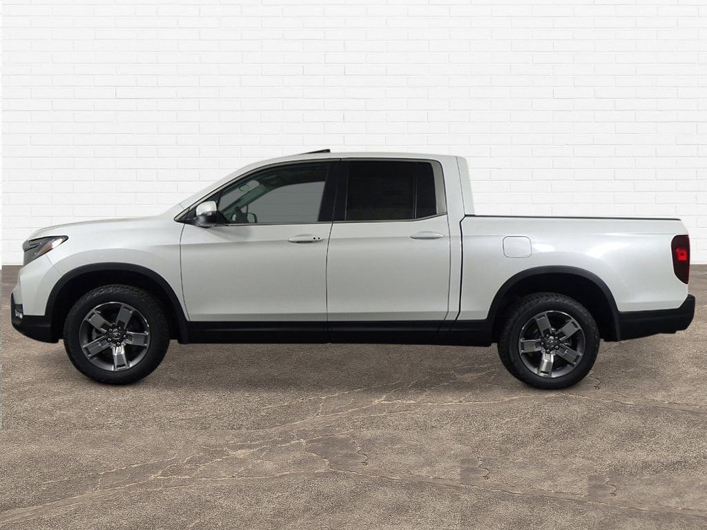 New 2026 Platinum White Pearl Honda RTL image 3