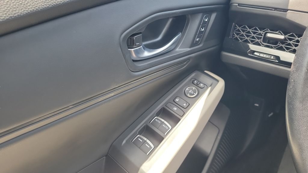 Used 2025 Gray Honda EX-L image 20
