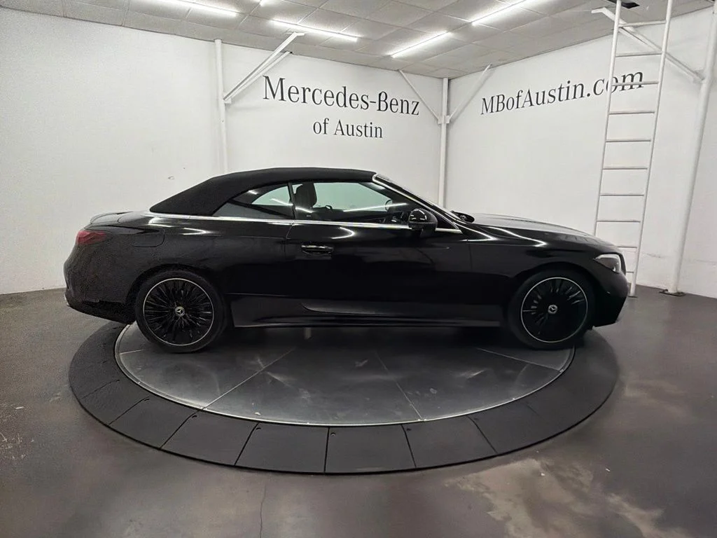 New 2027 Black Mercedes-Benz CLE 300 image 8