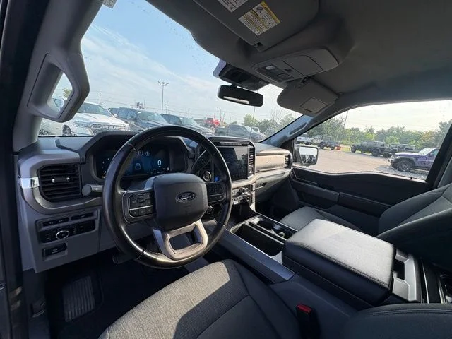Used 2024 Gray Ford XLT image 14