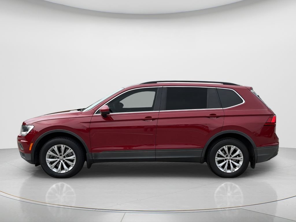 Used 2019 Red Volkswagen 2.0T SE image 8