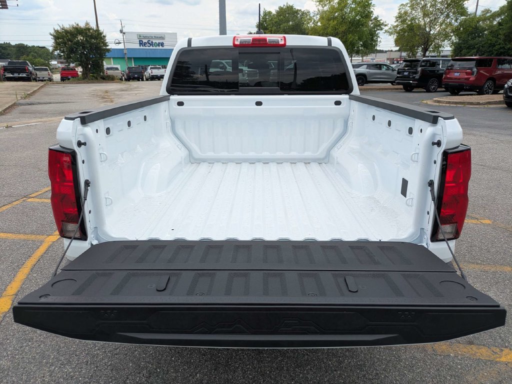 2026 Chevrolet Colorado LT - Photo 13