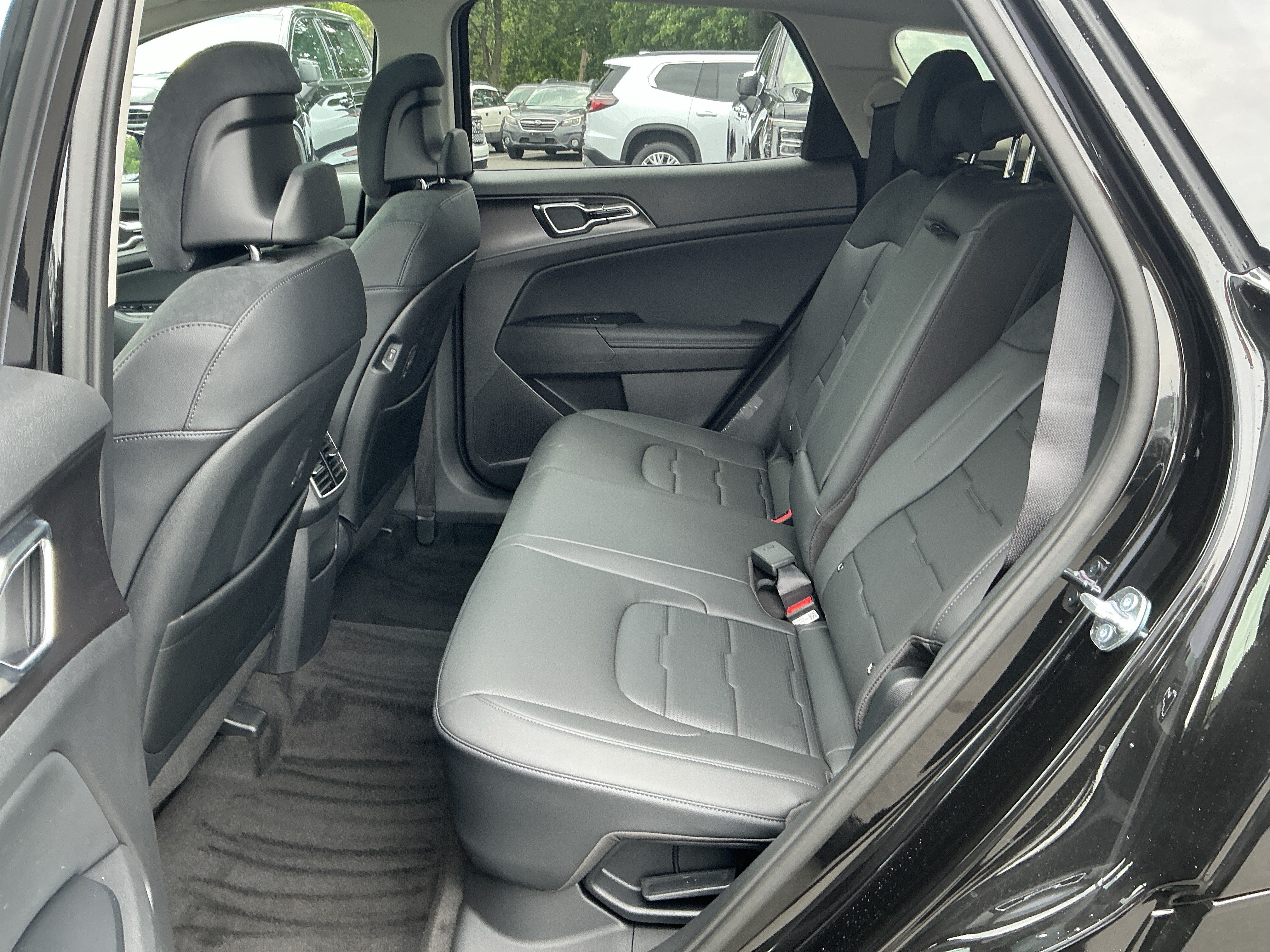New 2027 Fusion Black Kia SX Prestige image 10