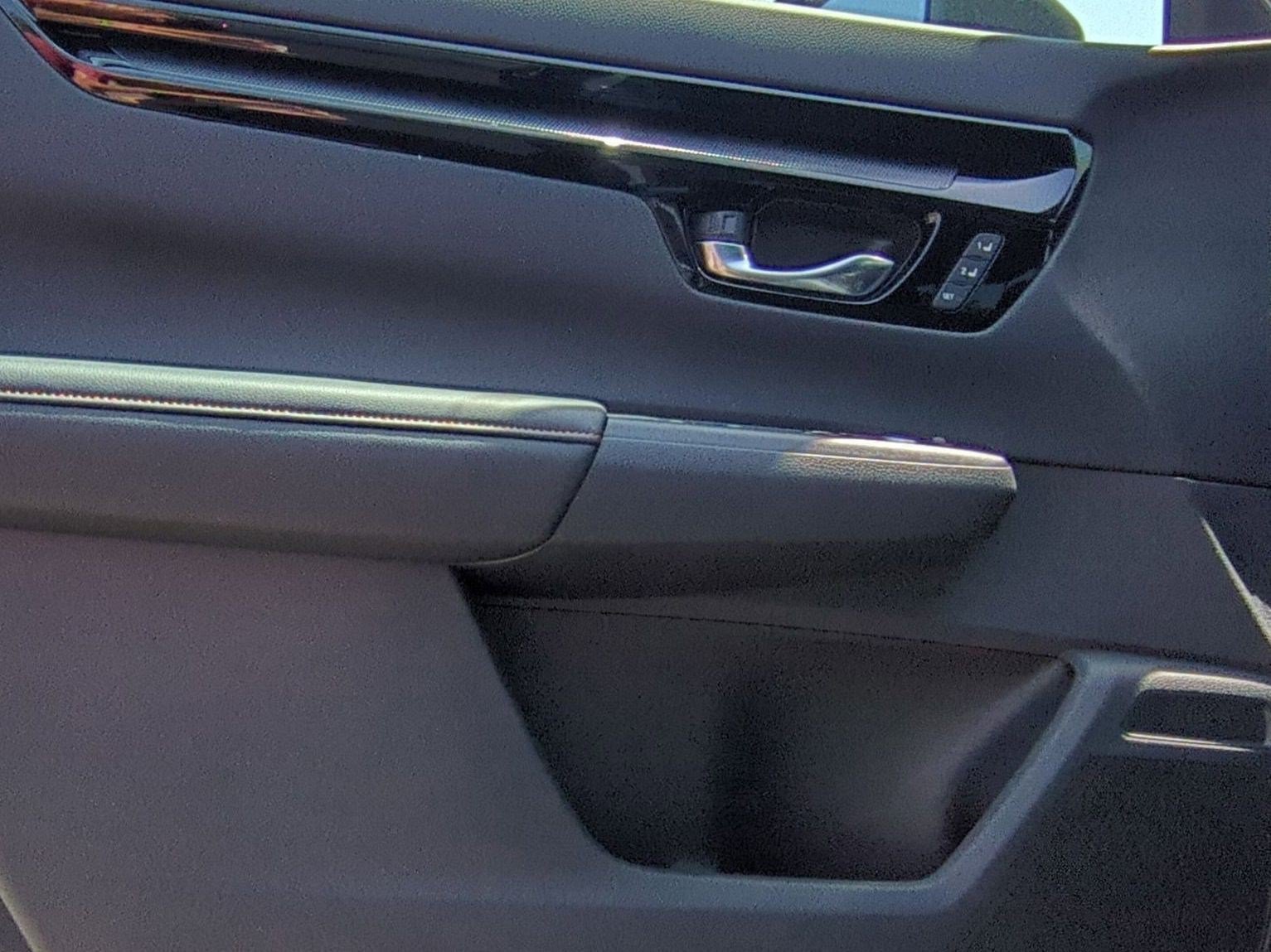 New 2027 Solar Silver Metallic Honda Sport Touring image 10