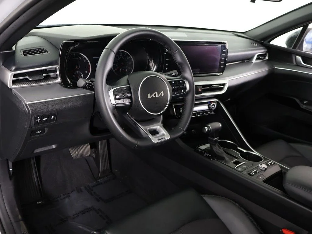 Certified Used 2024 Gray Kia GT-Line image 26