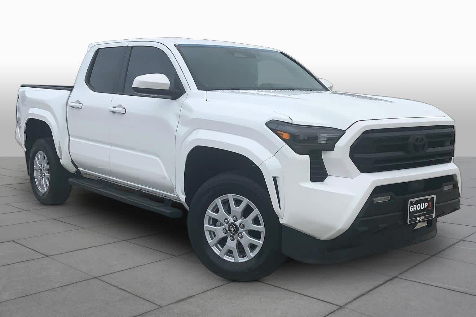 Used 2024 Ice Cap Toyota SR5 image 3