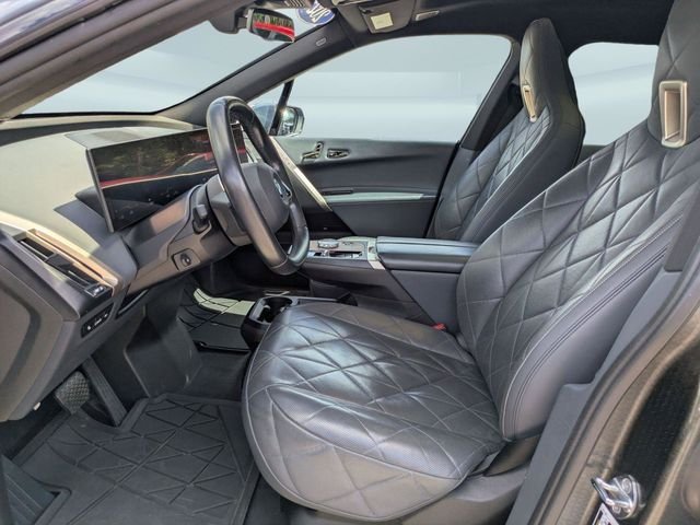 Used 2023 Gray BMW M60 image 22