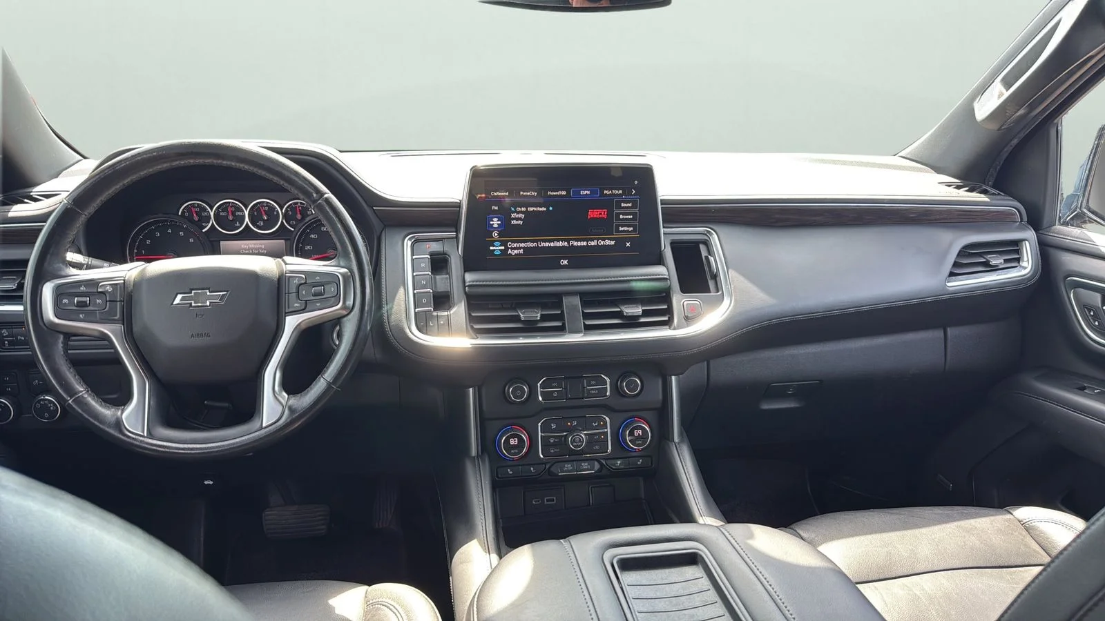 Used 2021 Gray Chevrolet Z71 image 21