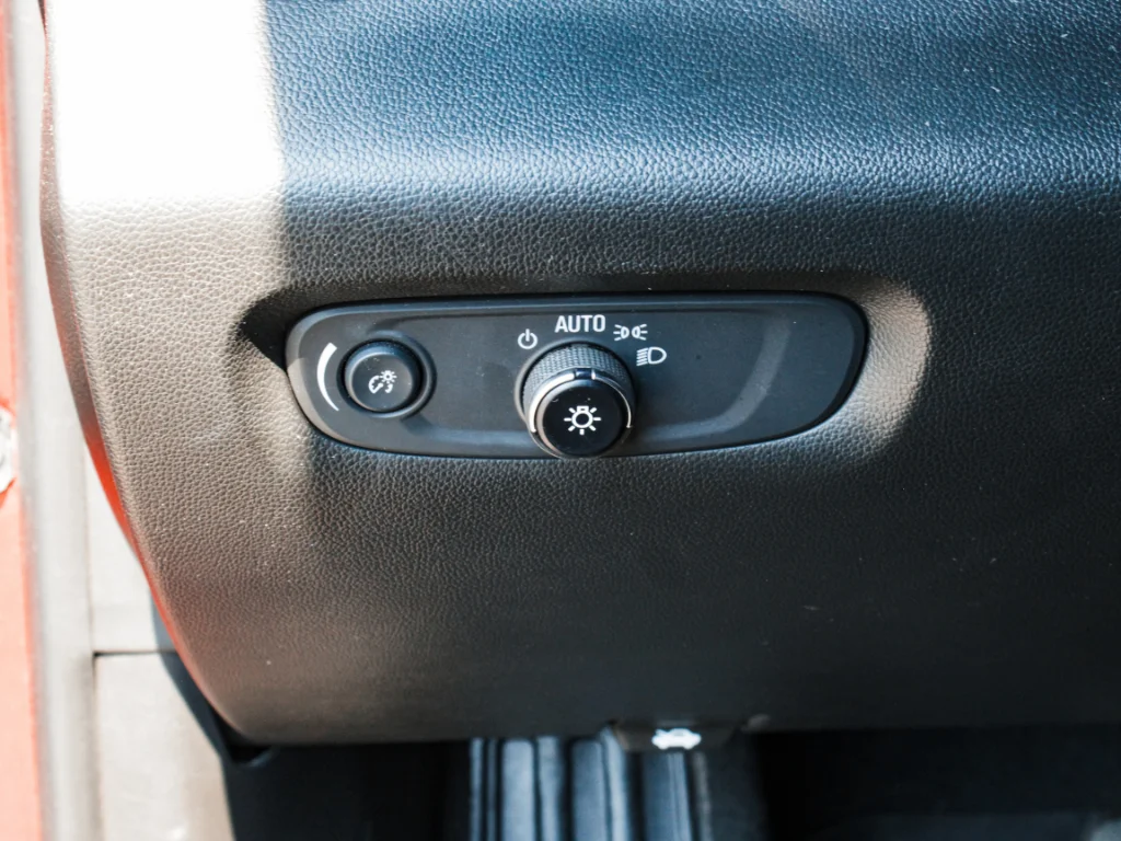 Used 2022 Cherry Red Tintcoat Chevrolet Premier image 12