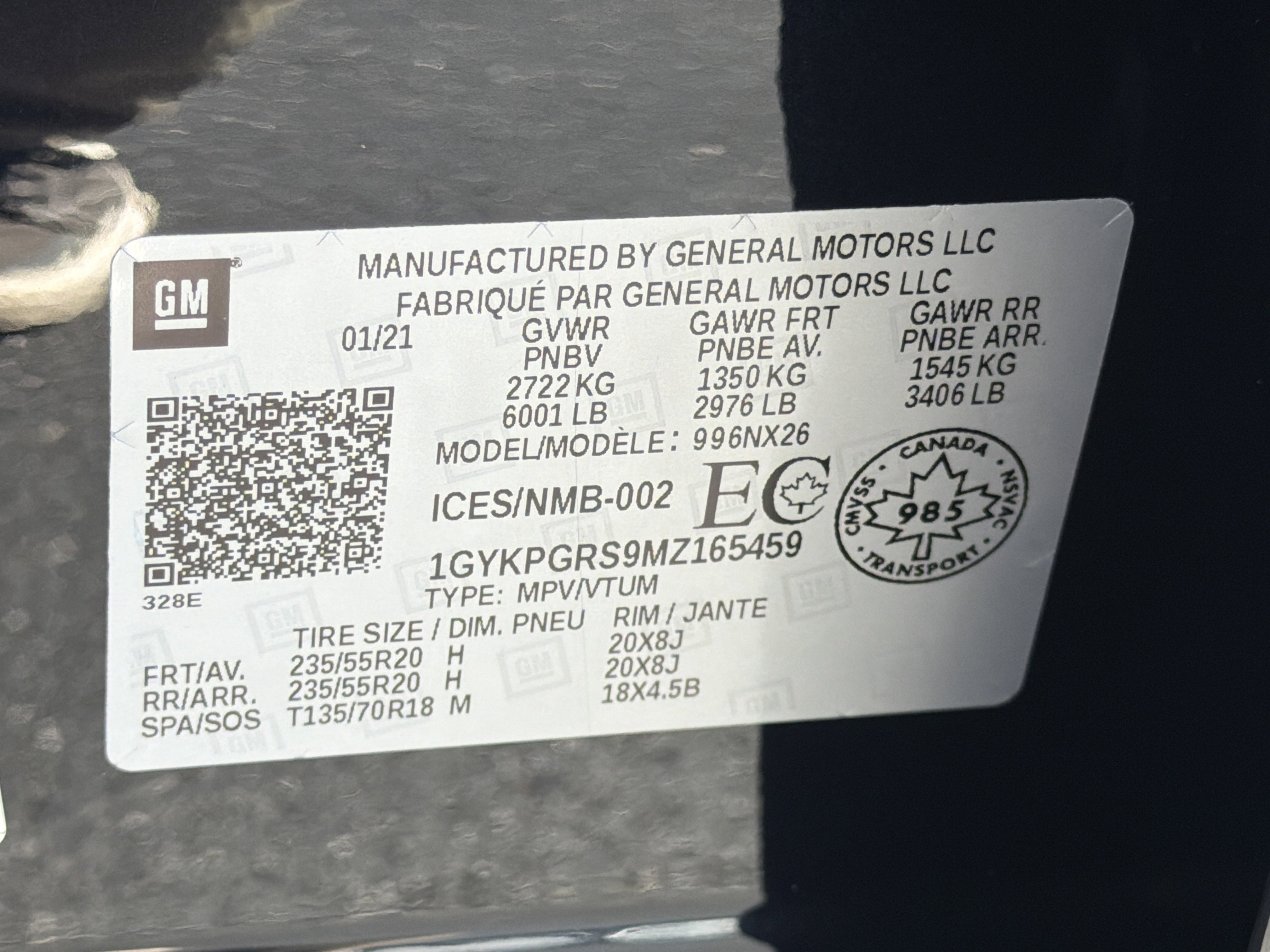 Used 2021 Dark Moon Blue Metallic Cadillac Sport image 41