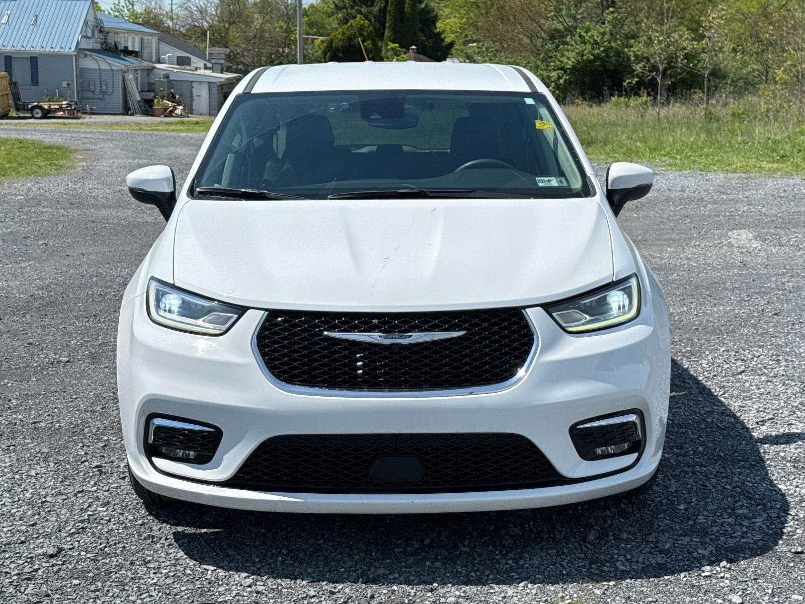 Used 2023 Bright White Clearcoat Chrysler Touring L image 6