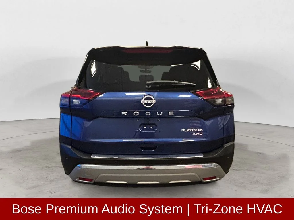 Used 2023 Caspian Blue Metallic Nissan Platinum image 5