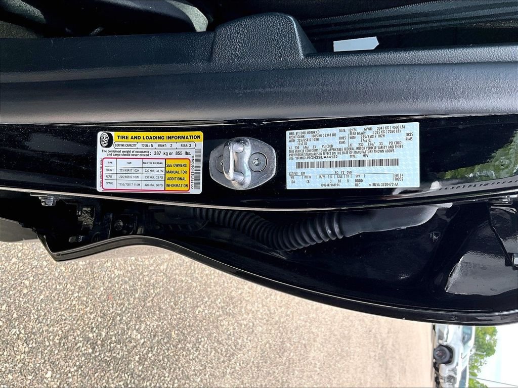 Used 2025 Black Ford Active image 9