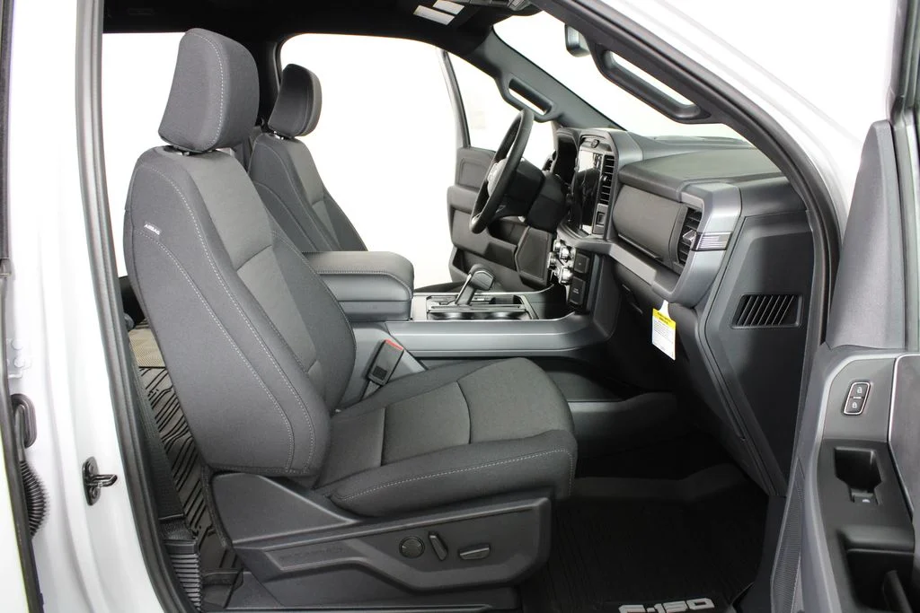 New 2026 Avalanche Ford XLT image 16