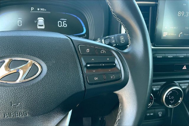 2025 Hyundai Venue SEL - Photo 14