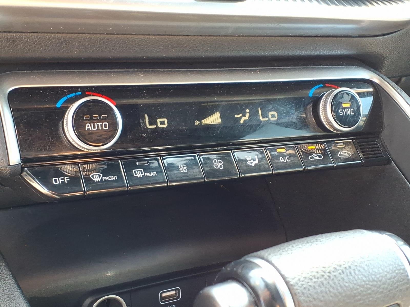 Used 2022 Black Kia GT-Line image 7
