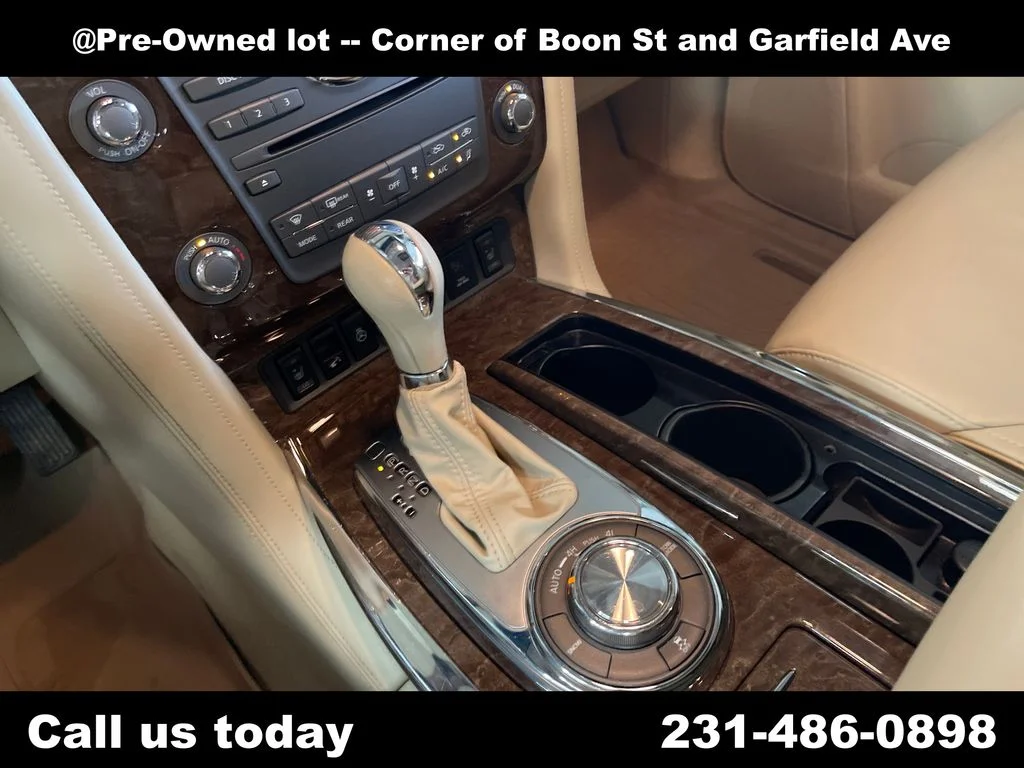 Used 2015 Gray INFINITI Base image 26