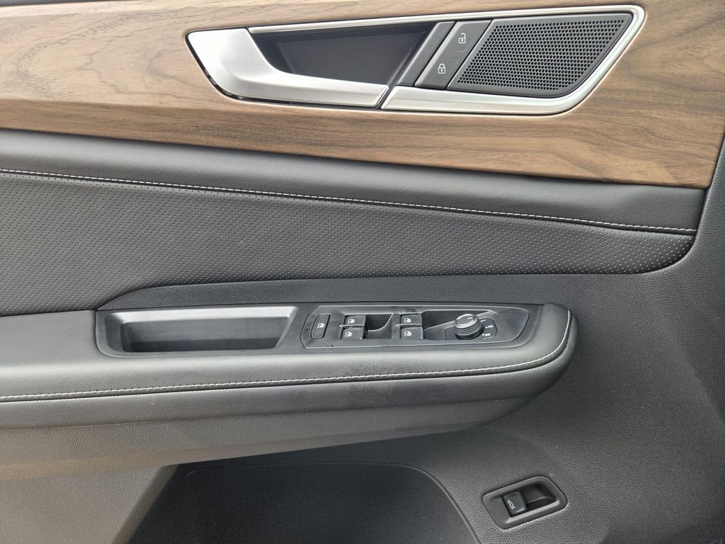 2026 Volkswagen Atlas SE w/Tech - Photo 18