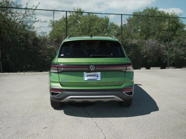 2025 Volkswagen Taos SEL - Photo 6