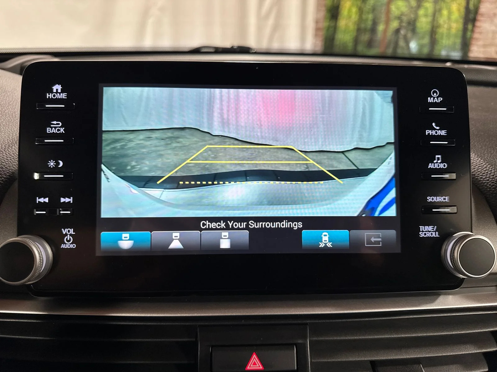 2020 Honda Accord Hybrid Touring - Photo 17