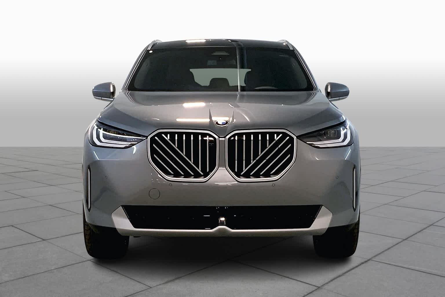 New 2025 C4W/Skyscraper BMW 30 xDrive image 3