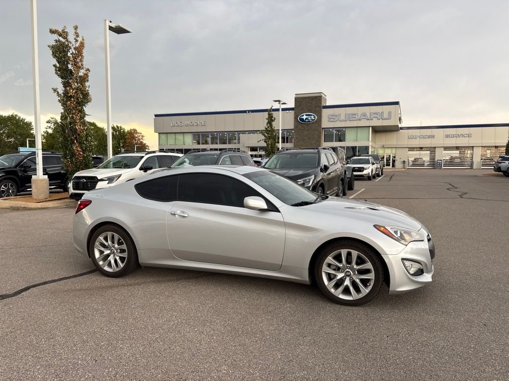 Used 2014 Silver Hyundai 2.0T Premium image 1