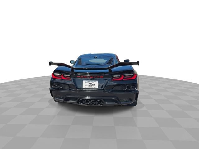 1G1YF2D32S5603063
