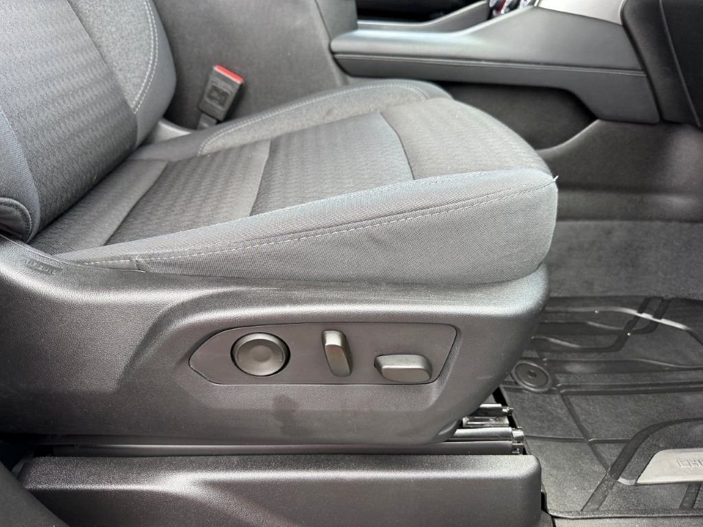Used 2024 White Chevrolet LS image 24
